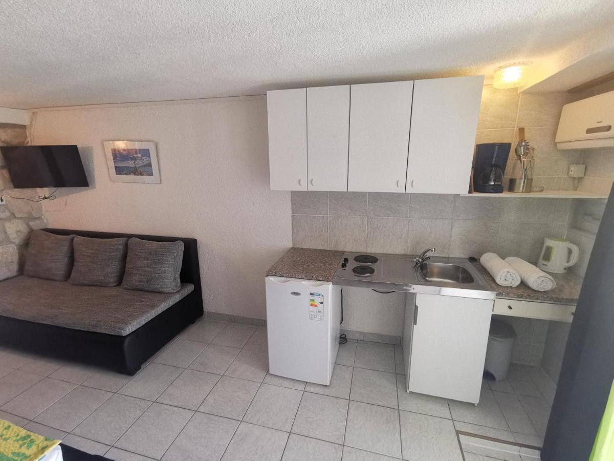 Apartments Niko 드라말리 외부 사진
