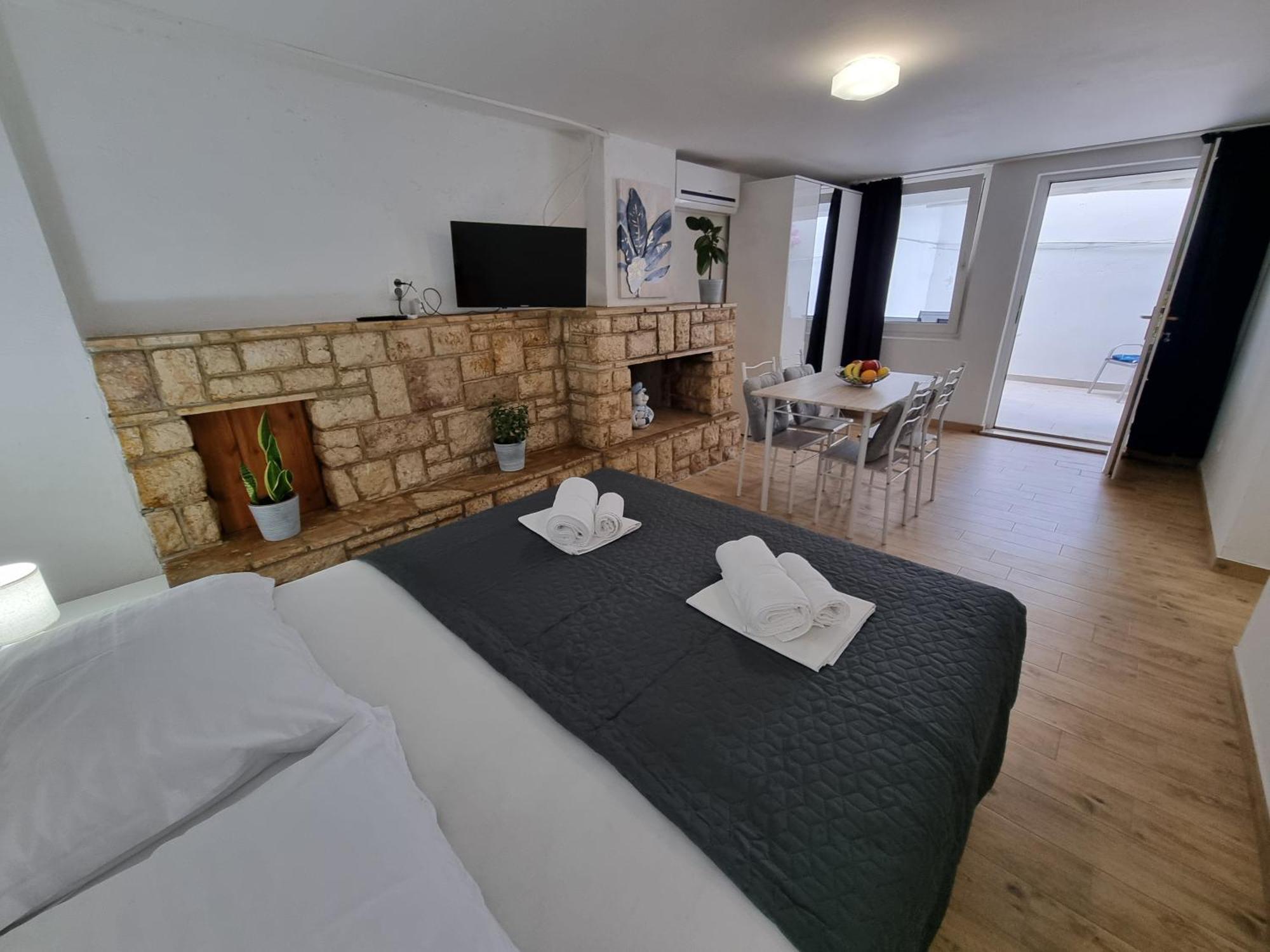 Apartments Niko 드라말리 외부 사진